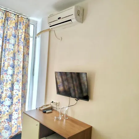 International House Of Journalists Hotel